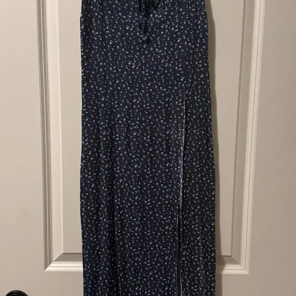 Brandy Melville Floral Tie Front Midi Dress EU Release - Picture 4 of 4
